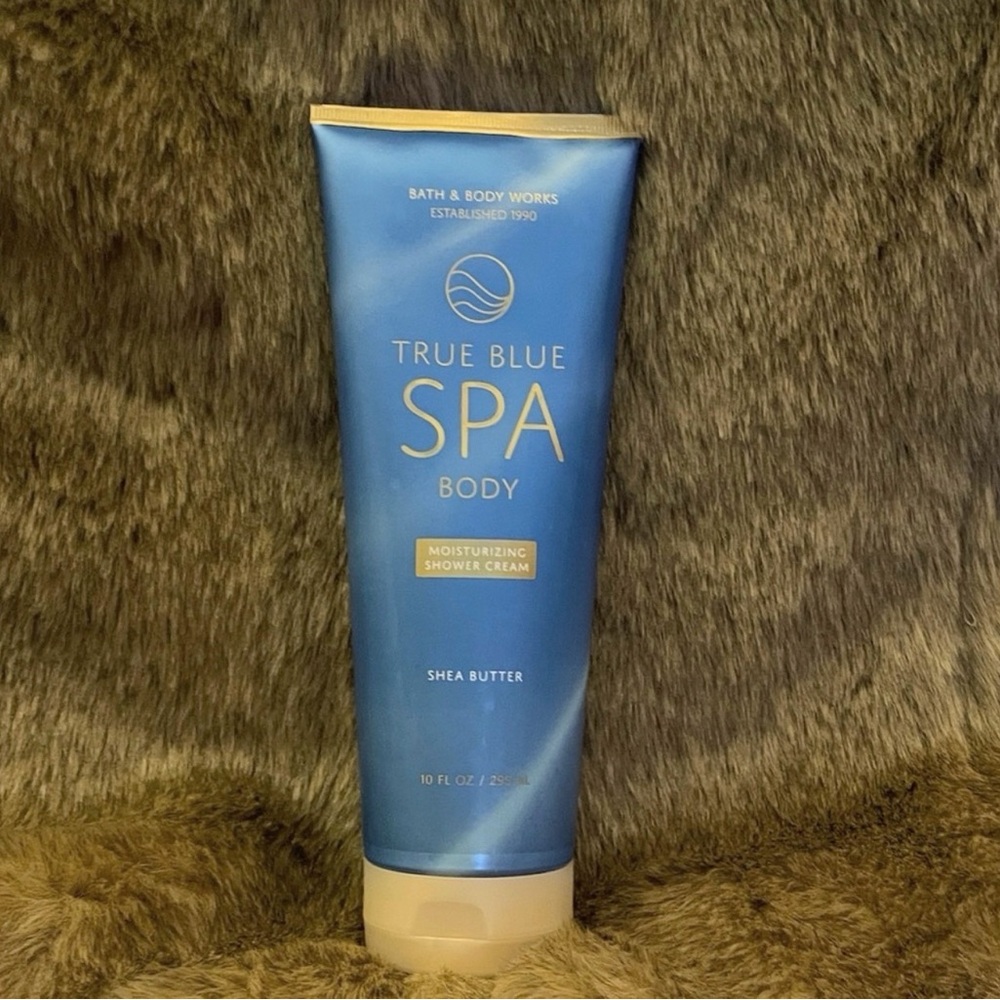 Bath & Body Works True Blue Spa Body Wash - Blue